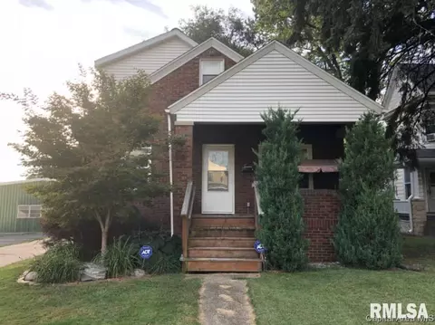 1009 N 1st St, Springfield, IL 62702 photo 1