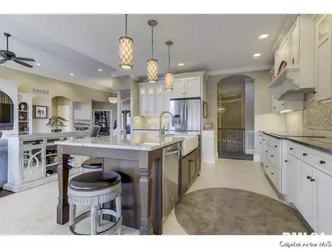 2301 Argonne Ave, Springfield, IL 62704 photo 13