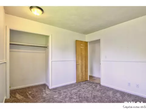 2253 Ramsey, Springfield, IL 62702 photo 10