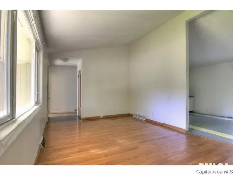 2253 Ramsey, Springfield, IL 62702 photo 3