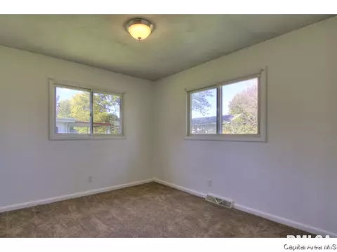 2253 Ramsey, Springfield, IL 62702 photo 12