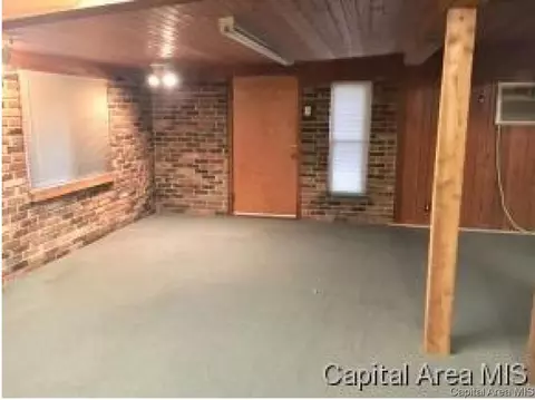 142 N Macarthur, Springfield, IL 62702 photo 3