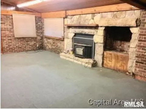 142 N Macarthur, Springfield, IL 62702 photo 2