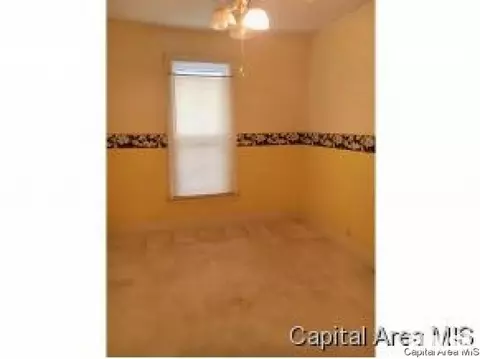 142 N Macarthur, Springfield, IL 62702 photo 7