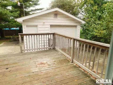 2809 E Black, Springfield, IL 62702 photo 13