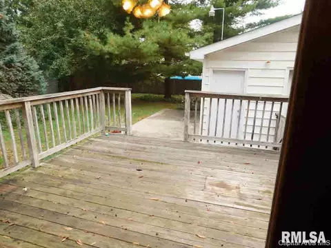 2809 E Black, Springfield, IL 62702 photo 12