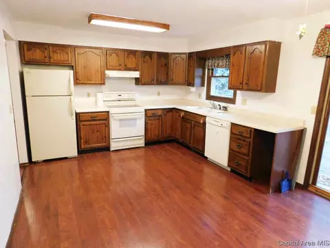 2809 E Black, Springfield, IL 62702 photo 2