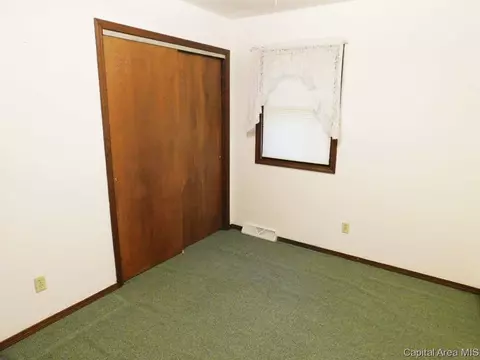 2809 E Black, Springfield, IL 62702 photo 10
