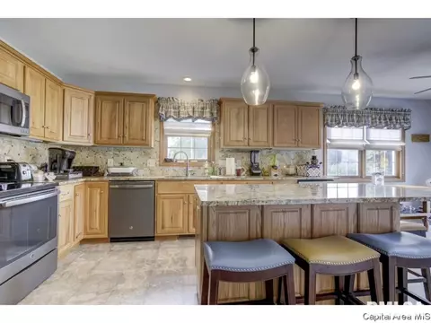 6727 Phlox Dr, Springfield, IL 62712 photo 13