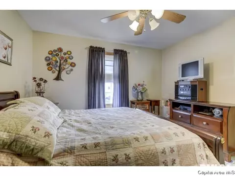 6727 Phlox Dr, Springfield, IL 62712 photo 23
