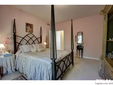 2013 W Laurel St, Springfield, IL 62704 photo 22