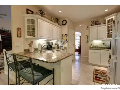 2013 W Laurel St, Springfield, IL 62704 photo 12