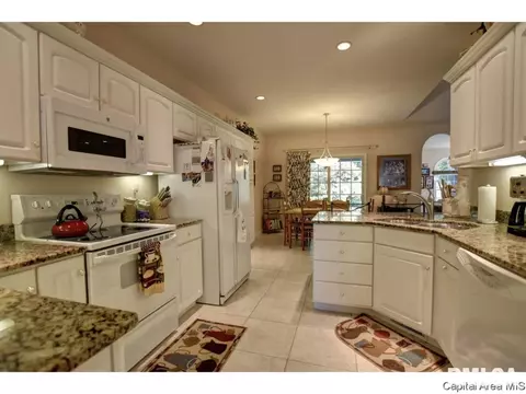 2013 W Laurel St, Springfield, IL 62704 photo 13