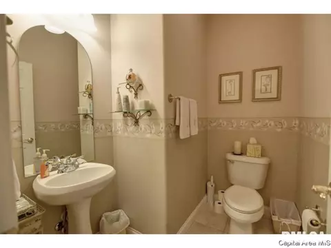 2013 W Laurel St, Springfield, IL 62704 photo 26