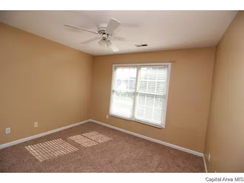 3817 Kerry Blvd, Springfield, IL 62712 photo 19