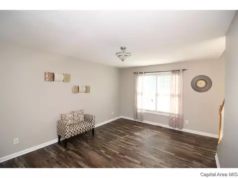 3817 Kerry Blvd, Springfield, IL 62712 photo 4