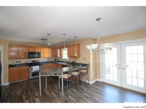 3817 Kerry Blvd, Springfield, IL 62712 photo 11