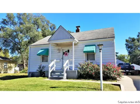 2308 S 11th St, Springfield, IL 62703 photo 2