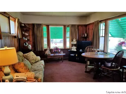 2308 S 11th St, Springfield, IL 62703 photo 9