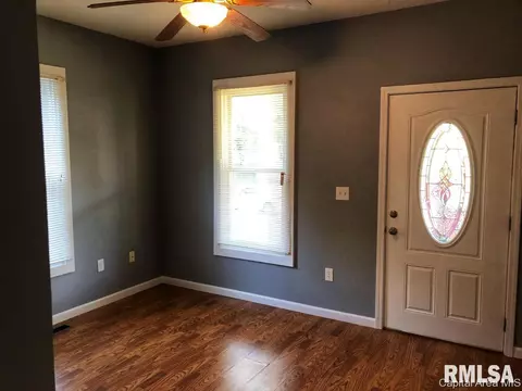 2420 N 15th St, Springfield, IL 62702 photo 18