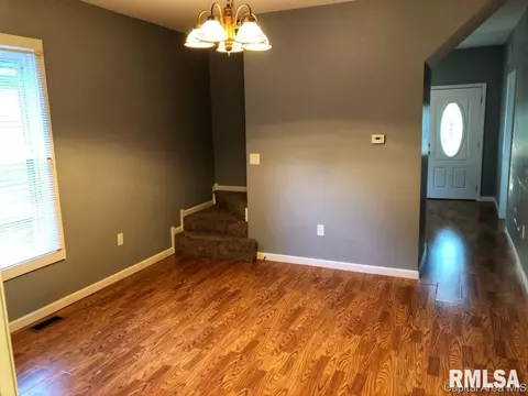 2420 N 15th St, Springfield, IL 62702 photo 7