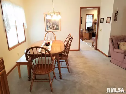 2804 Rainier, Springfield, IL 62704 photo 5