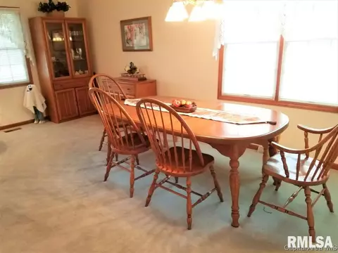 2804 Rainier, Springfield, IL 62704 photo 7