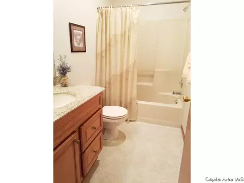2804 Rainier, Springfield, IL 62704 photo 15