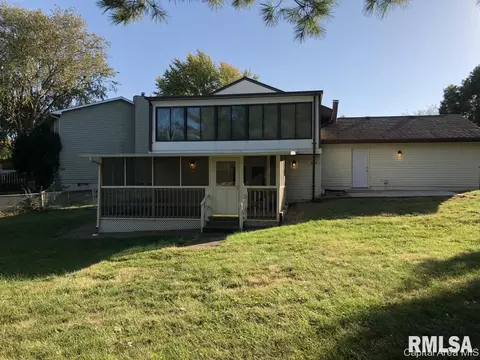 100 Exeter Ct, Springfield, IL 62704 photo 3