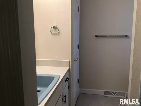 100 Exeter Ct, Springfield, IL 62704 photo 17