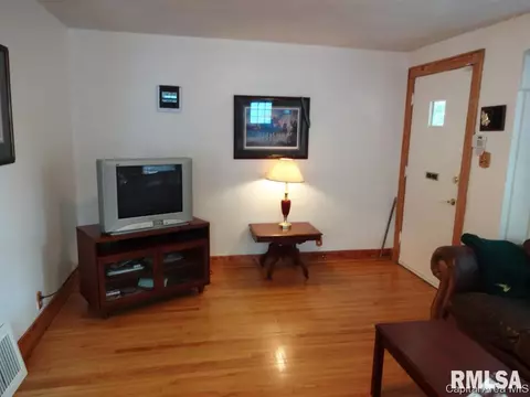 1920 S Whittier Ave, Springfield, IL 62704 photo 6