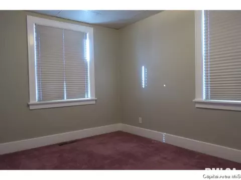 1108 N Macarthur Blvd, Springfield, IL 62702 photo 16