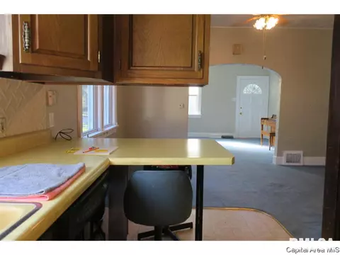 1108 N Macarthur Blvd, Springfield, IL 62702 photo 8