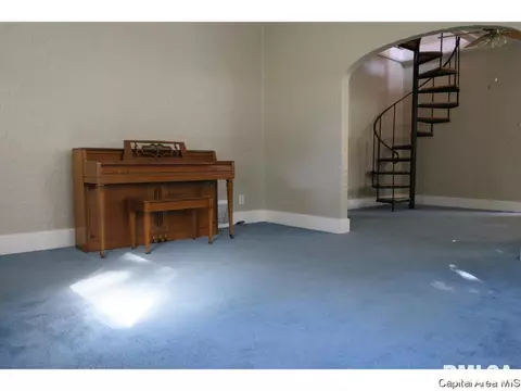 1108 N Macarthur Blvd, Springfield, IL 62702 photo 9