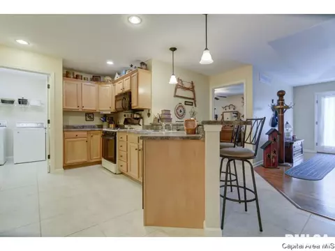 2915 Ocala Ln, Springfield, IL 62707 photo 9