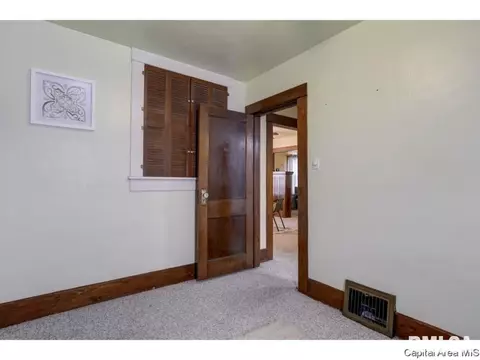 1937 S Spring St, Springfield, IL 62704 photo 17