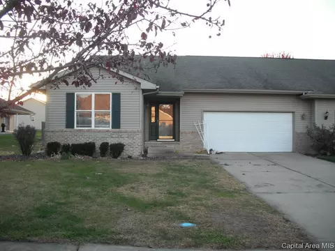 4423 Harvard Dr, Springfield, IL 62712 photo 1
