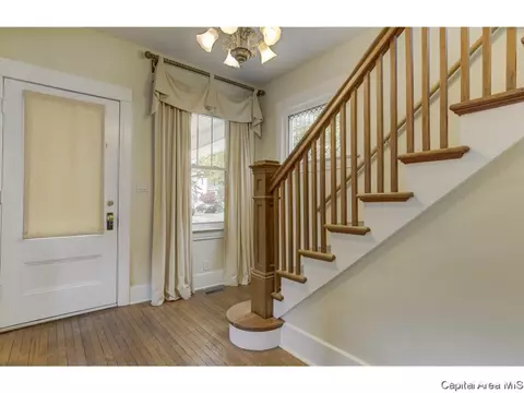 1616 Holmes Ave, Springfield, IL 62704 photo 2