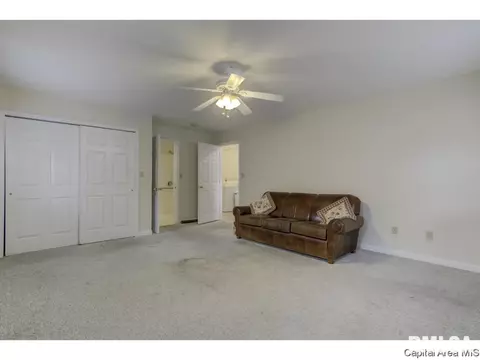1616 Holmes Ave, Springfield, IL 62704 photo 19