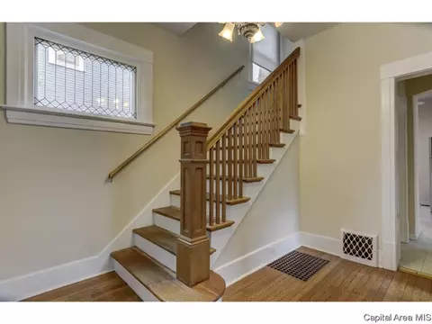 1616 Holmes Ave, Springfield, IL 62704 photo 3
