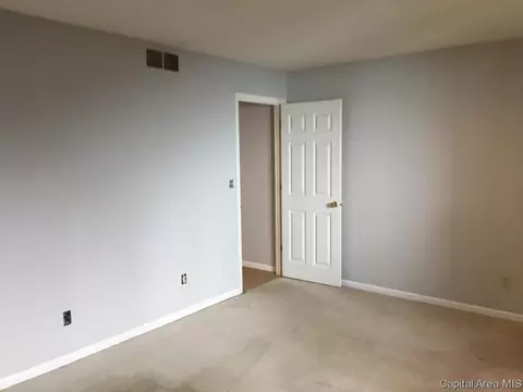 305 Bellerive Rd, Springfield, IL 62704 photo 19