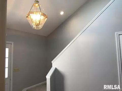 305 Bellerive Rd, Springfield, IL 62704 photo 3