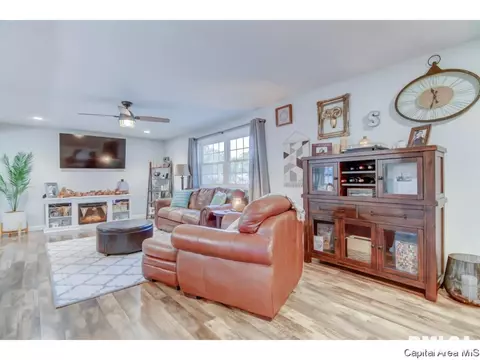 24 Rainbow Rd, Springfield, IL 62712 photo 5