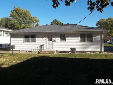 2417 Arrowhead, Springfield, IL 62702 photo 3