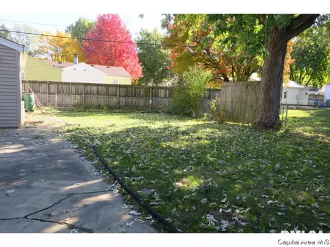 1308 Valley Dr, Springfield, IL 62702 photo 29