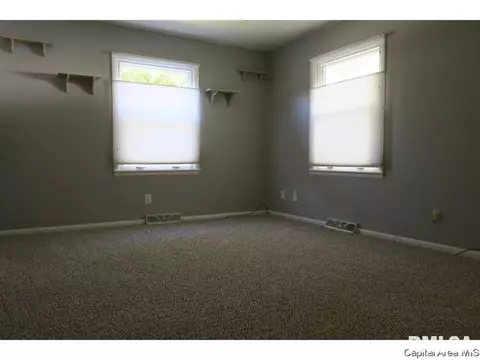 1308 Valley Dr, Springfield, IL 62702 photo 10