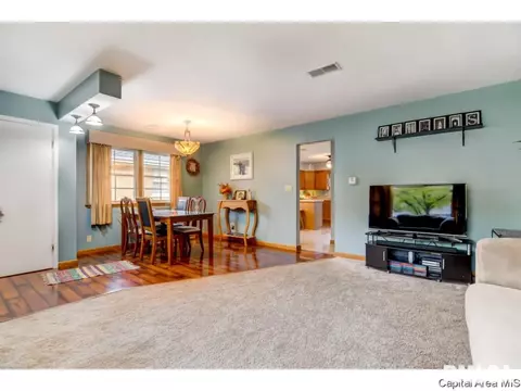 2111 N 23rd St, Springfield, IL 62702 photo 6