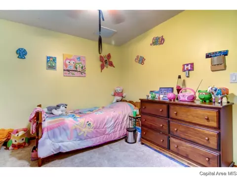 2111 N 23rd St, Springfield, IL 62702 photo 17