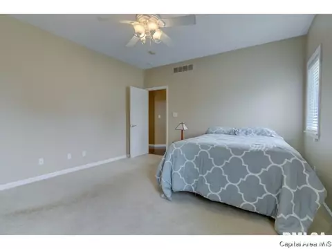 2701 Wellington, Springfield, IL 62703 photo 16