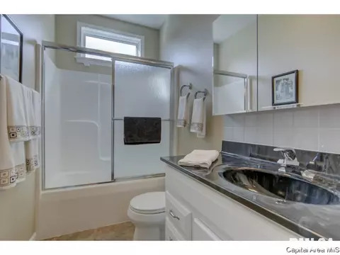 2701 Wellington, Springfield, IL 62703 photo 23
